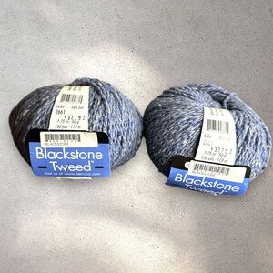 Berroco Blackstone tweed blue heron color 2661 lot of 2 ball yarn 50 g each